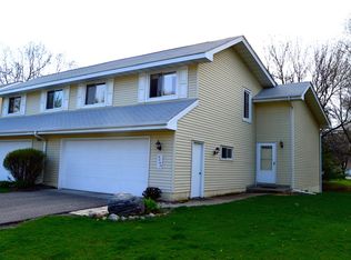 4143 Shirlee Ln S, Shoreview, MN 55126