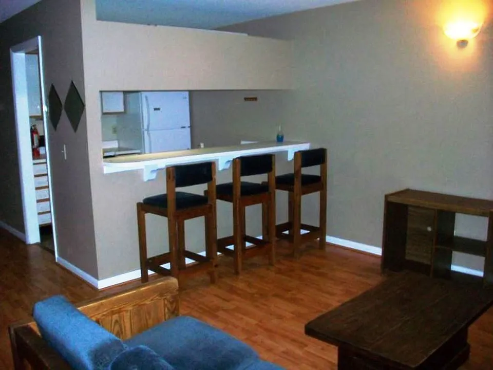 102 Calhoun St #111