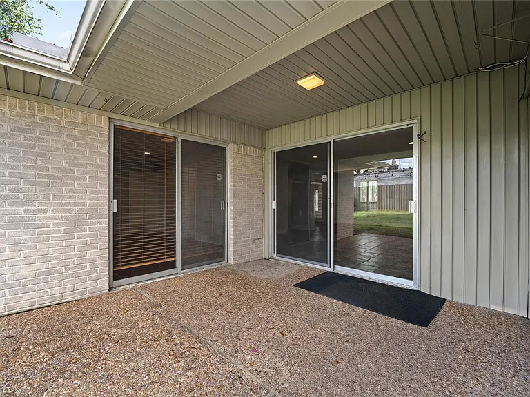 3415 Freshmeadows Dr — Photo 29