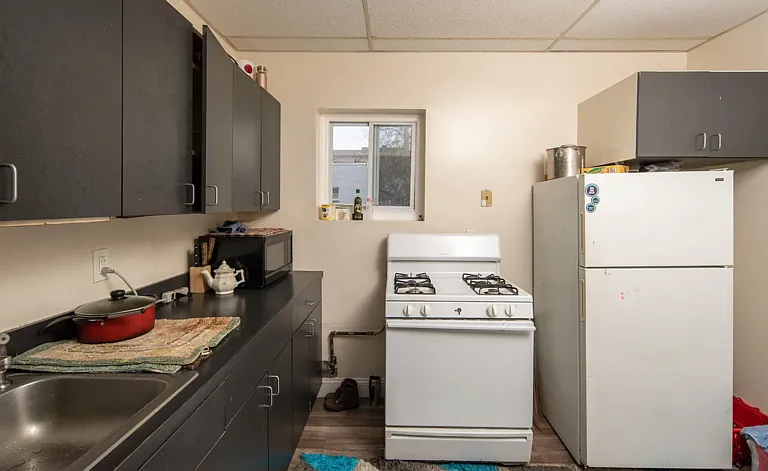 864 Madison Ave #1B — Photo 2
