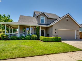 917 River Knoll Way, Springfield, OR 97477