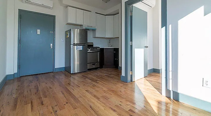 Rented by Nooklyn NYC LLC | media 17