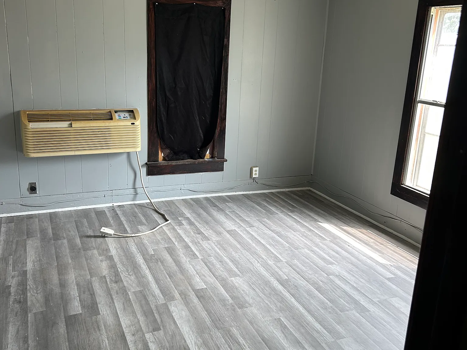 3 bed, 904 sqft, $950 — Photo 3