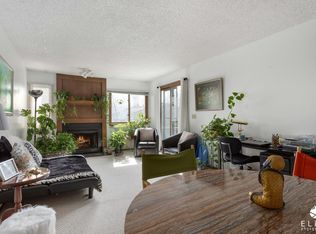 1611 Eastridge Dr APT 302, Anchorage, AK 99501