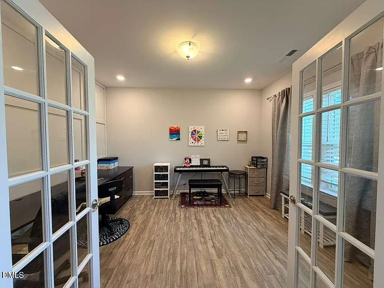 2525 Elm Grant Dr — Photo 4