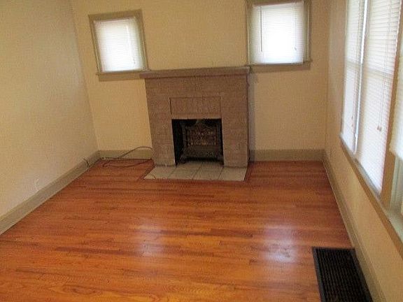 2nd image of 6136 S Benton Ave