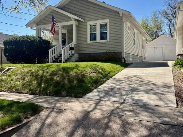 3310 Ridge Ave, Sioux City, IA 51106