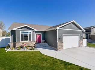 770 Winter Green Dr, Billings, MT 59105