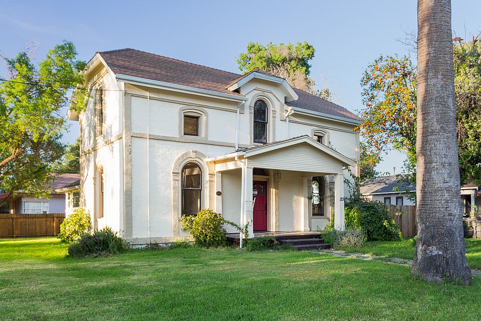 1st image of 125 Oak Ave