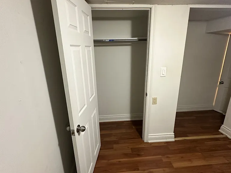 186 Maurice Dr #BASEMENT — Photo 6