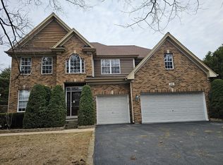 86 E Illinois Ave, Palatine, IL 60067