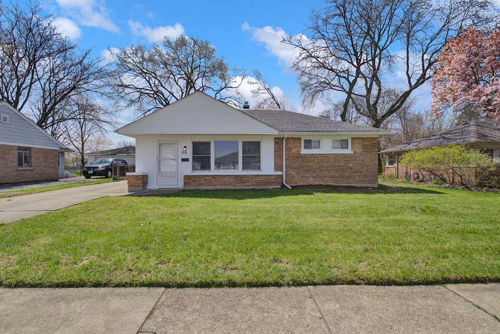 115 Peach St photo 1