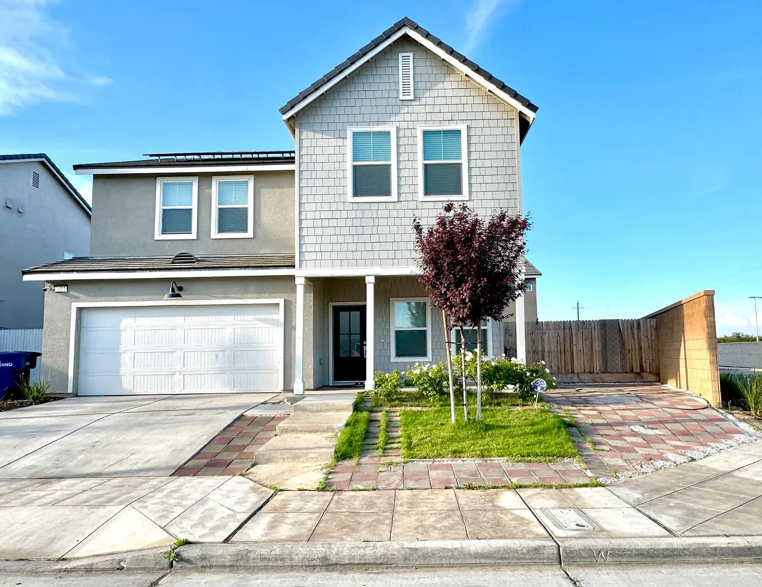 7012 W Donner photo 1
