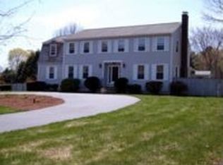 1 Rose Glen Dr, Andover, MA 01810