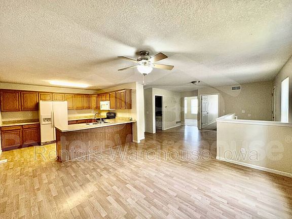 2nd image of 300 W North St Unit A