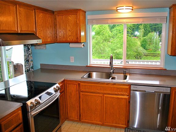 5th image of 19010 Bonney Lake Blvd E
