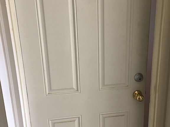 2nd image of 3685 Cleveland Ave APT B01