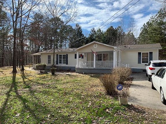 2nd image of 466 Pineywood Dr