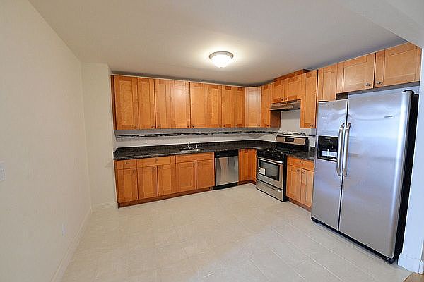 1st image of 14148 84th Dr APT 3C