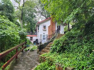 75 Hillside Ave, Valhalla, NY 10595