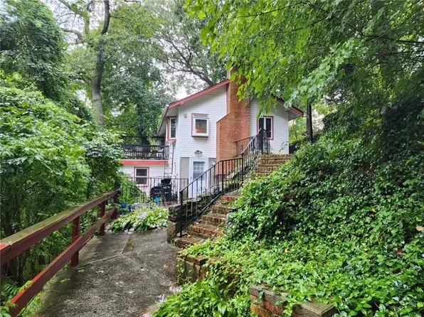 75 Hillside Avenue, Valhalla, NY 10595