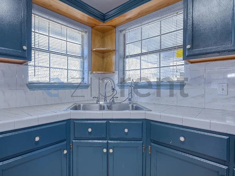 6053 Blanco River St — Photo 8
