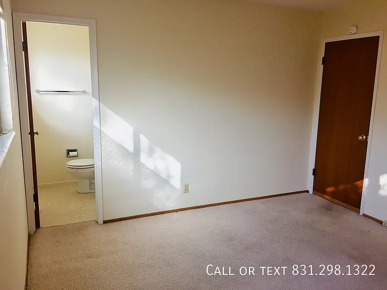 501 Spruce St — Photo 8