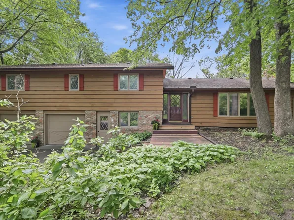 18415 14th Ave N, Plymouth, MN 55447