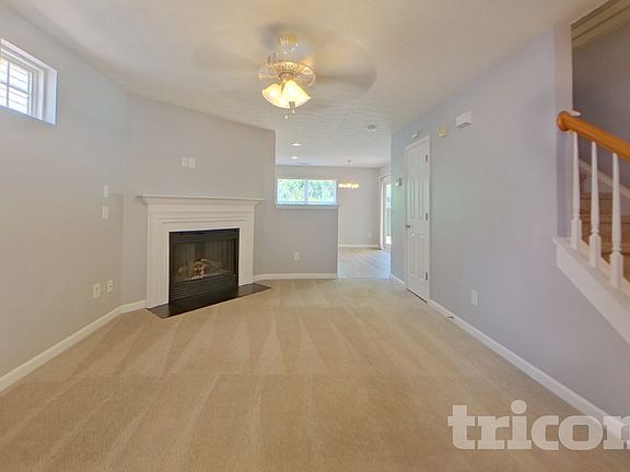 3rd image of 5330 Mountain Top Pl