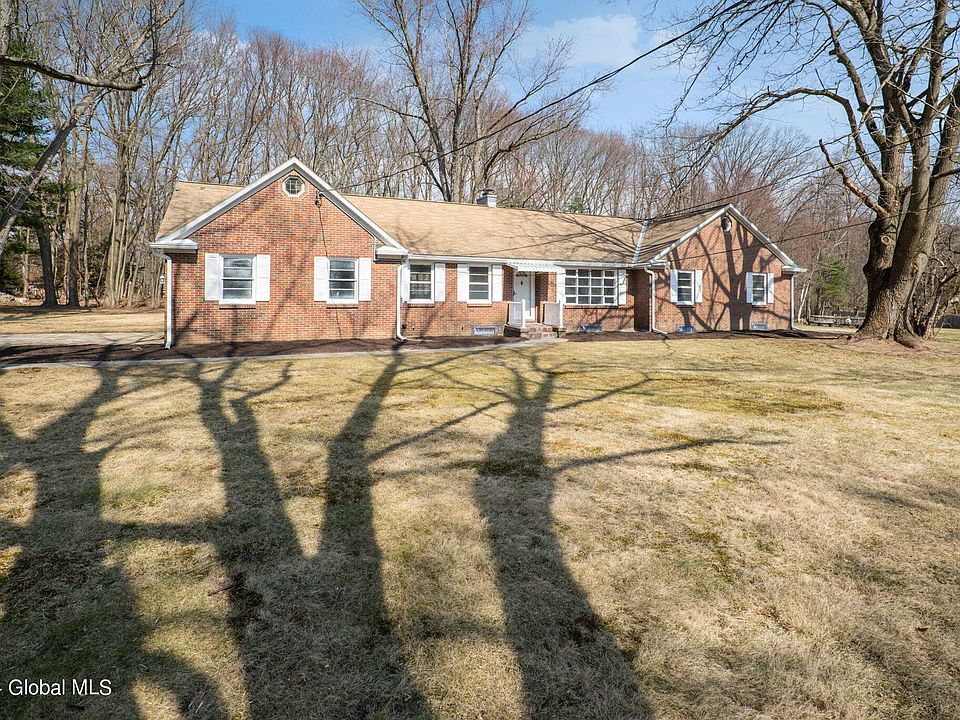 16 Woodcrest Drive, Schenectady, NY 12302 Zillow