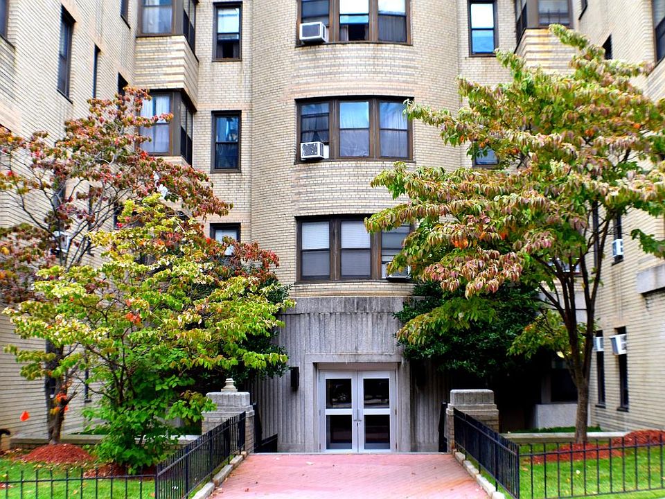 1st image of 2 N Broadway APT 5E