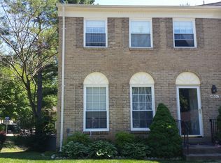 6631 Green Ash Dr, Springfield, VA 22152