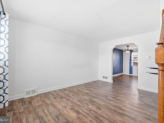 5th image of 2109 Parksley Ave