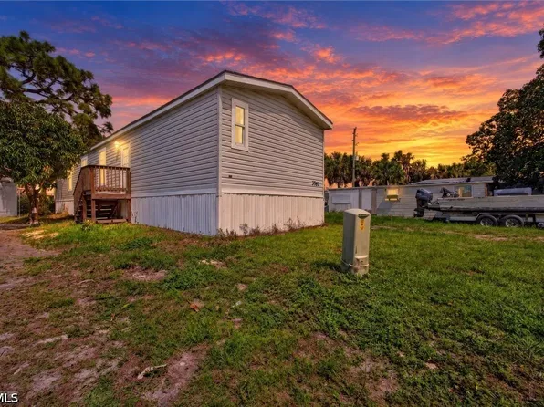 3762 Unique Cir, Fort Myers, FL 33908
