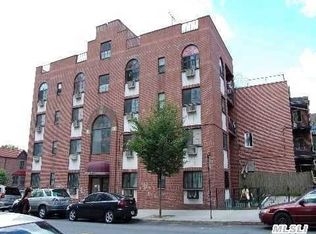 4260 Colden St APT 1B, Flushing, NY 11355