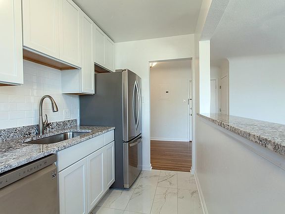 5th image of 85 N Grant St APT 37