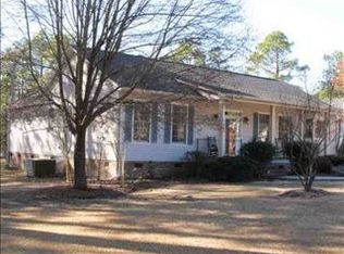1860 Regency Dr, Hartsville, SC 29550