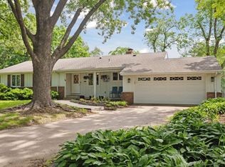 5281 Matterhorn Dr NE, Fridley, MN 55421