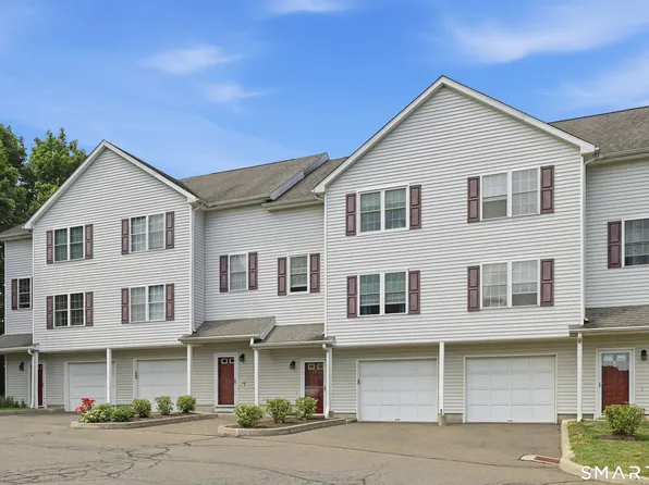 11 Mannions Lane #8, Danbury, CT 06810