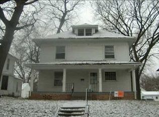 3706 3rd St, Des Moines, IA 50313