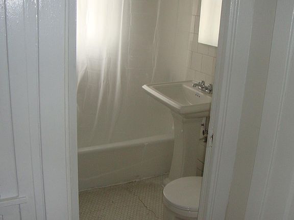 5th image of 1706 W Albion Ave #Three_east