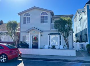 617 W Balboa Blvd #2B-1BA-956SQFT, Newport Beach, CA 92661