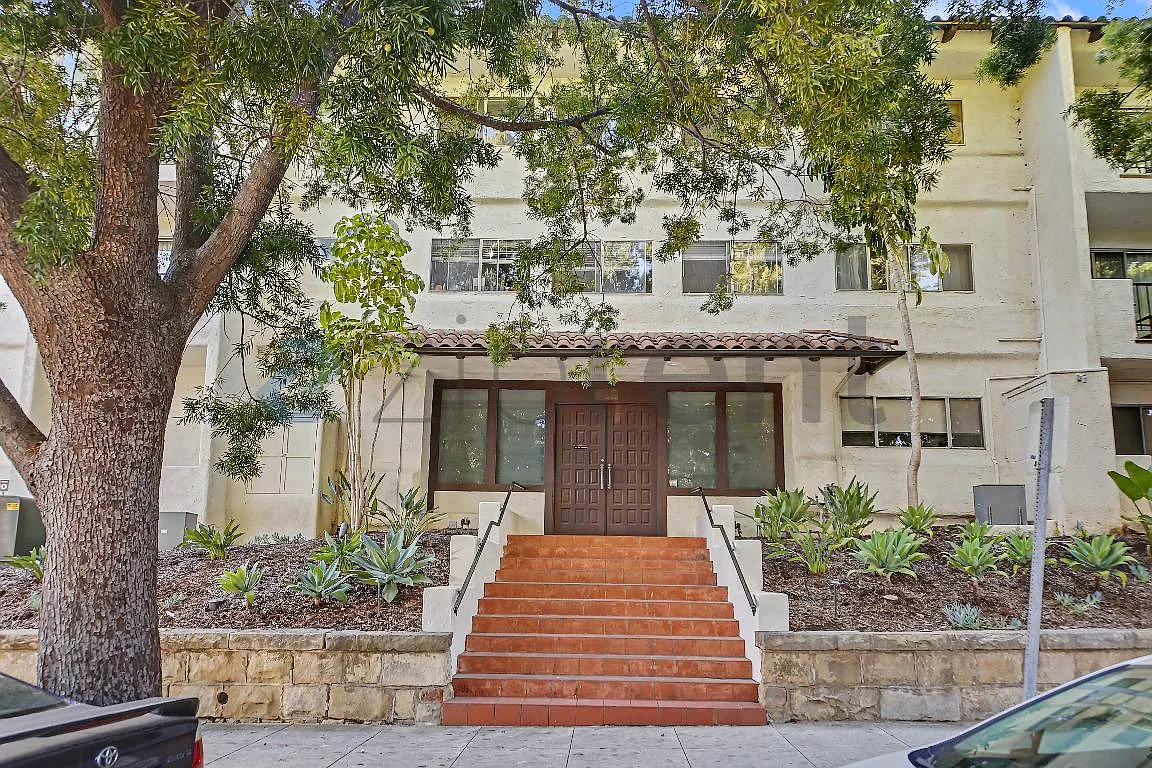 2 bed, 1148 sqft, $4,400 — Photo 4