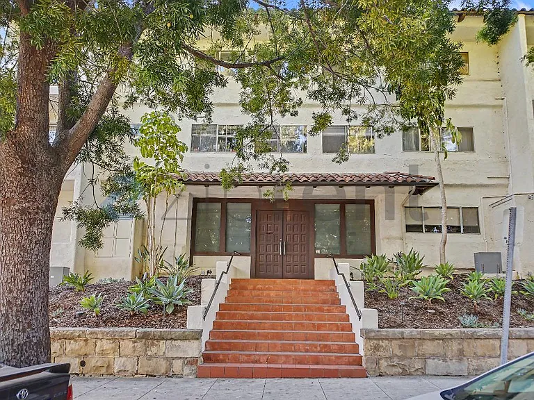 1701 Anacapa St #30 — Photo 4