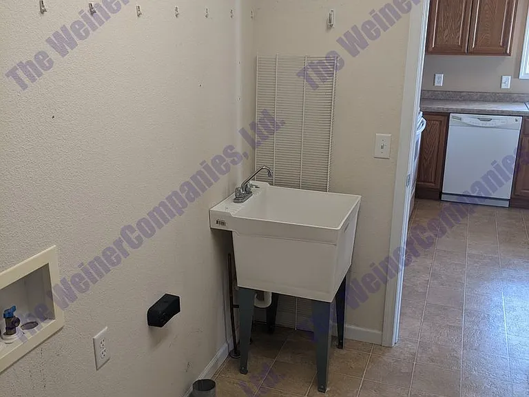201 Red Bud Dr — Photo 12