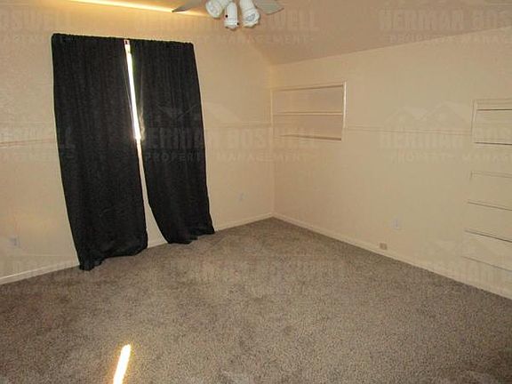 5th image of 1824 Larkspur Dr