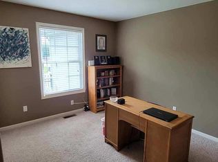 2220 SW Morris Dr, Lees Summit, MO 64082