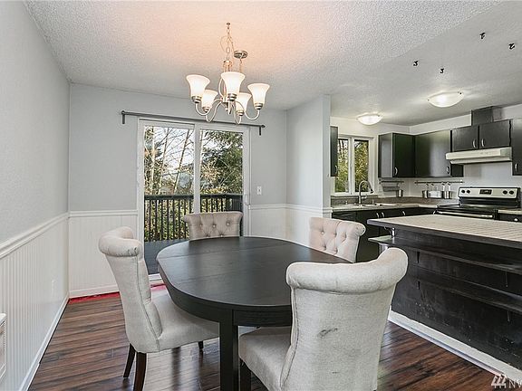 4th image of 10427 56th Ave NE
