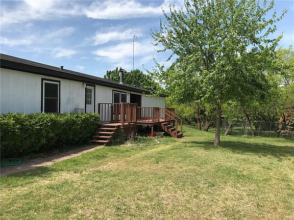 3rd image of 340 Kelly Brook Cir