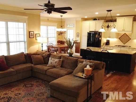 Open concept living - view from entry way